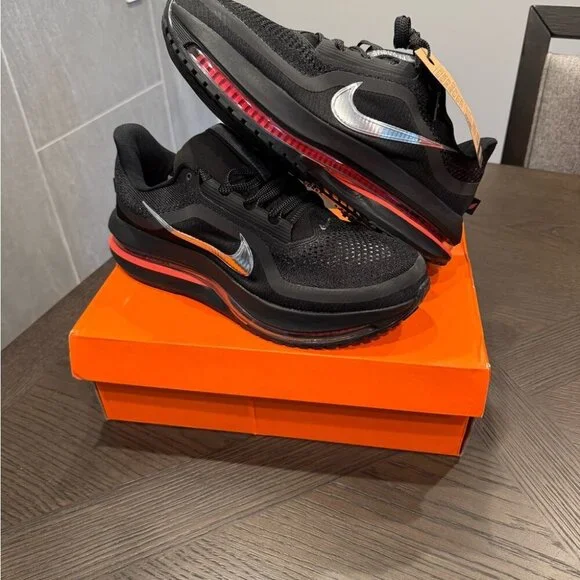 Nike Men’s Pegasus Premium - Picture 2 of 5